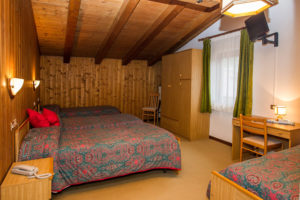 Hotel-Ristorante-Sport-Sappada-Dolomiti-sapori-unici-a-sappada-13-300x200