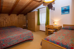 Hotel-Ristorante-Sport-Sappada-Dolomiti-sapori-unici-a-sappada-14-300x200