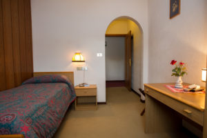 Hotel-Ristorante-Sport-Sappada-Dolomiti-sapori-unici-a-sappada-8-300x200